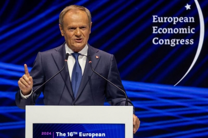 Efectele tentativei de asasinare a lui Robert Fico. Donald Tusk spune că a primit amenințări. SPP-ul polonez ia măsuri
Efectele tentativei de asasinare a lui Robert Fico. Donald Tusk spune că a primit amenințări. SPP-ul polonez ia măsuri