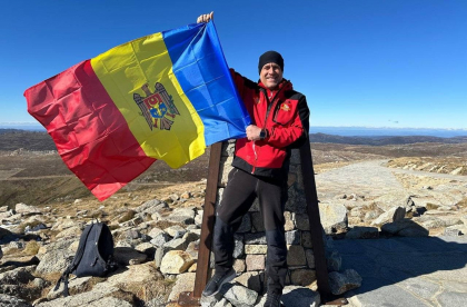 Mircea Baciu, primul moldovean a care a escaladat cele mai înalte șapte vârfuri de pe continente - VIDEO Mircea Baciu, primul moldovean a care a escaladat cele mai înalte șapte vârfuri de pe continente - VIDEO