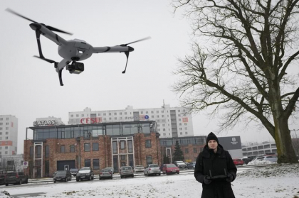 Un „zid de drone” din Polonia până în Norvegia. Țările NATO care se învecinează cu Rusia promit un răspuns comun în fața „provocărilor” de la graniță