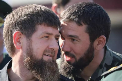 „Câinele de atac" al lui Kadîrov a fost numit noul prim-ministru al Ceceniei „Câinele de atac" al lui Kadîrov a fost numit noul prim-ministru al Ceceniei