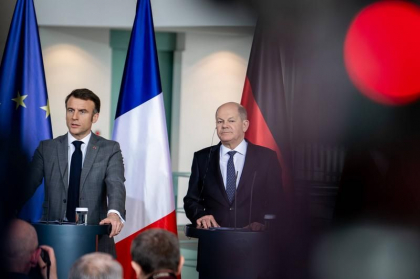 Emmanuel Macron merge în Germania pentru prima vizită de stat din ultimii 24 de ani. Care sunt mizele întâlnirii