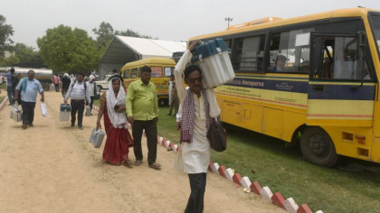 India se topește: Cel puțin 15 oameni au murit din cauza caniculei în doar 24 de ore India se topește: Cel puțin 15 oameni au murit din cauza caniculei în doar 24 de ore