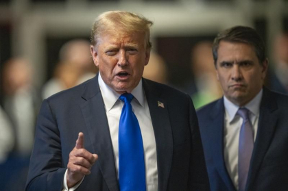 Donald Trump a fost găsit vinovat pentru toate cele 34 de capete de acuzare. Este primul președinte condamnat din istoria SUA - VIDEO Donald Trump a fost găsit vinovat pentru toate cele 34 de capete de acuzare. Este primul președinte condamnat din istoria SUA - VIDEO