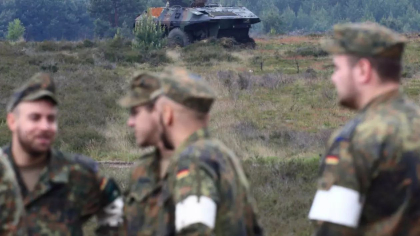 Şefa comisiei parlamentare pentru apărare din Germania solicită activarea a 900.000 de rezervişti: „Putin își antrenează oamenii pentru război” Şefa comisiei parlamentare pentru apărare din Germania solicită activarea a 900.000 de rezervişti: „Putin își antrenează oamenii pentru război”