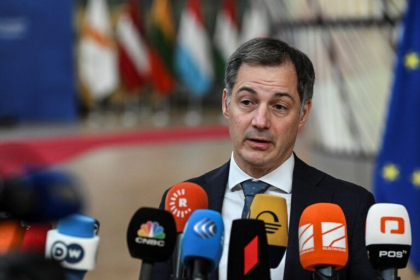 Premierul Belgiei anunță că va demisiona luni din funcție, în urma rezultatelor de la alegeri
Premierul Belgiei anunță că va demisiona luni din funcție, în urma rezultatelor de la alegeri