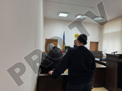 Bărbatul care și-a violat fiica vitregă și a lasat-o însarcinată la 11 ani - trimis în judecată. Ce spun procurorii Bărbatul care și-a violat fiica vitregă și a lasat-o însarcinată la 11 ani - trimis în judecată. Ce spun procurorii