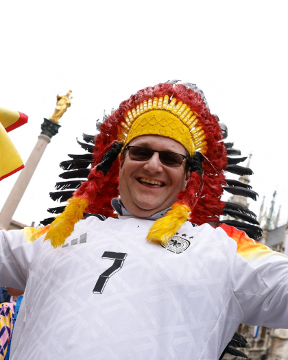 Spectacol în tribune! Suporterii care au atras toate privirile la meciul Germania - Scoția - GALERIE FOTO Spectacol în tribune! Suporterii care au atras toate privirile la meciul Germania - Scoția - GALERIE FOTO