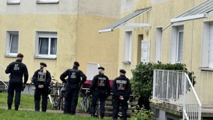 EURO 2024: Trei fani au fost înjunghiați în Germania, iar atacatorul a fost împușcat mortal de polițiști EURO 2024: Trei fani au fost înjunghiați în Germania, iar atacatorul a fost împușcat mortal de polițiști