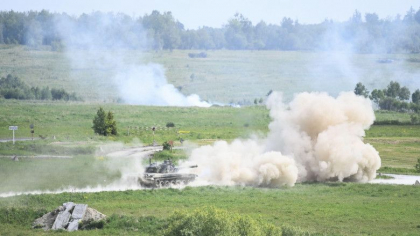 Nouă soldaţi au fost răniţi într-o explozie la o bază militară din Cehia, folosită pentru antrenarea trupelor ucrainene Nouă soldaţi au fost răniţi într-o explozie la o bază militară din Cehia, folosită pentru antrenarea trupelor ucrainene