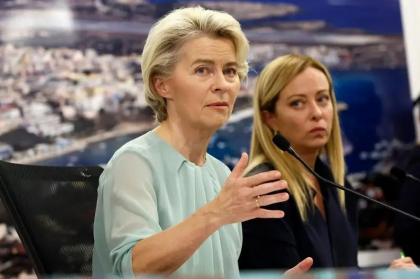 Politico: von der Leyen întârzie un raport critic la adresa Italiei deoarece vrea susținerea lui Meloni Politico: von der Leyen întârzie un raport critic la adresa Italiei deoarece vrea susținerea lui Meloni