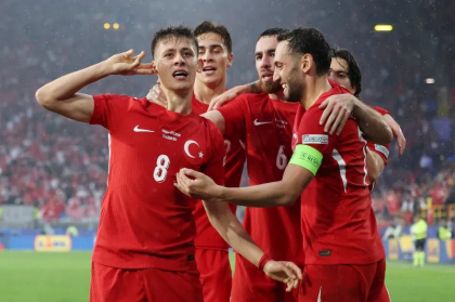 Turcia, debut cu victorie la EURO 2024. Reușită fabuloasă a starului de 19 ani de la Real Madrid
Turcia, debut cu victorie la EURO 2024. Reușită fabuloasă a starului de 19 ani de la Real Madrid
