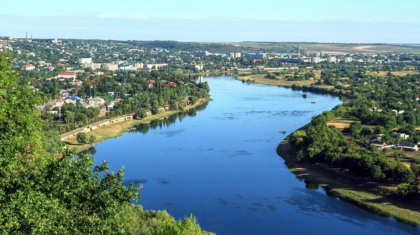 Scurgere redusă a apei în Nistru și Prut: Meteorologii îndeamnă oamenii să consume rațional apa - FOTO Scurgere redusă a apei în Nistru și Prut: Meteorologii îndeamnă oamenii să consume rațional apa - FOTO
