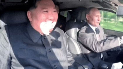 Noi imagini cu Putin, Kim, doi căței, un cal și o limuzină. „Ce drăguți sunt, păcat că or să ne arunce în aer pe toți” - FOTO/ VIDEO Noi imagini cu Putin, Kim, doi căței, un cal și o limuzină. „Ce drăguți sunt, păcat că or să ne arunce în aer pe toți” - FOTO/ VIDEO