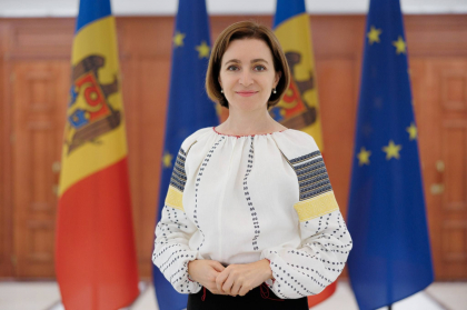 Azi e Ziua Națională a Portului Popular. Maia Sandu: „Să purtăm ie cu mândrie!” - FOTO Azi e Ziua Națională a Portului Popular. Maia Sandu: „Să purtăm ie cu mândrie!” - FOTO