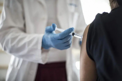 Finlanda devine prima țară din lume care va vaccina oameni împotriva gripei aviare Finlanda devine prima țară din lume care va vaccina oameni împotriva gripei aviare