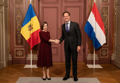 „Prețuim parteneriatul”. Maia Sandu îl felicită pe Mark Rutte - noul secretar general al NATO
„Prețuim parteneriatul”. Maia Sandu îl felicită pe Mark Rutte - noul secretar general al NATO