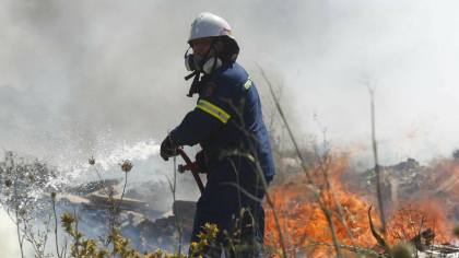 Incendiu de vegetație masiv în Grecia. Focul a izbucnit lângă cel mai turistic oraș al țării Incendiu de vegetație masiv în Grecia. Focul a izbucnit lângă cel mai turistic oraș al țării