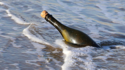 Patru pescari au murit în Sri Lanka după ce au băut un lichid misterios din sticle găsite în ocean Patru pescari au murit în Sri Lanka după ce au băut un lichid misterios din sticle găsite în ocean