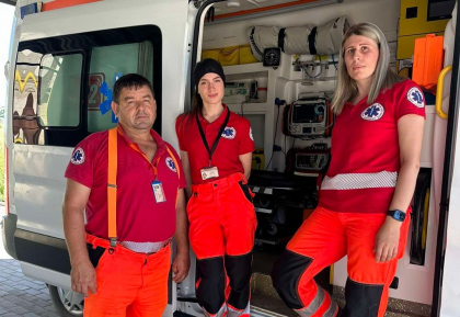 O femeie din Taraclia a născut în ambulanță. Ce spun medicii