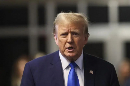 „Președintele, un rege deasupra legii”. Ce înseamnă decizia Curții Supreme a SUA privind imunitatea „parțială” a lui Trump și ce urmează după această decizie „Președintele, un rege deasupra legii”. Ce înseamnă decizia Curții Supreme a SUA privind imunitatea „parțială” a lui Trump și ce urmează după această decizie