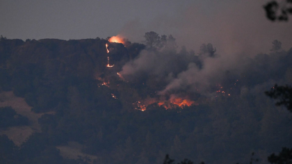 Incendiu major în California. Peste 1.400 de hectare de pădure, mistuite de flăcări și mii de persoane, evacuate - VIDEO