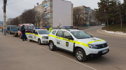 Șase ani de închisoare și amendă usturătoare: Șoferii din Moldova, pedepsiți aspru pentru mituirea polițiștilor Șase ani de închisoare și amendă usturătoare: Șoferii din Moldova, pedepsiți aspru pentru mituirea polițiștilor