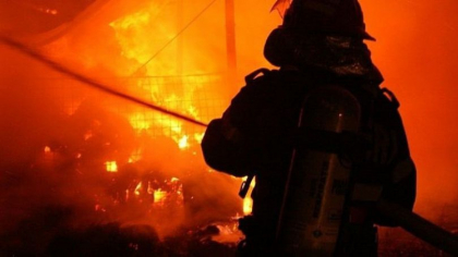 Un bărbat s-a ales cu arsuri pe suprafața corpului, după ce i-a luat foc locuința, la Fălești. Detaliile IGSU Un bărbat s-a ales cu arsuri pe suprafața corpului, după ce i-a luat foc locuința, la Fălești. Detaliile IGSU