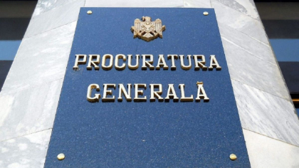 „Suspectul a împuşcat de şapte ori”. Procuratura Generală a pornit un dosar penal pentru omorul din sectorul Rîșcani al capitalei „Suspectul a împuşcat de şapte ori”. Procuratura Generală a pornit un dosar penal pentru omorul din sectorul Rîșcani al capitalei