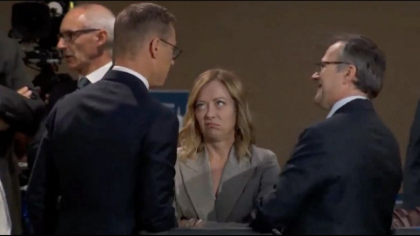 Imagini cu premierul Italiei, Giorgia Meloni, virale pe Internet. De ce își dădea ochii peste cap și se strâmba la summitul NATO - VIDEO Imagini cu premierul Italiei, Giorgia Meloni, virale pe Internet. De ce își dădea ochii peste cap și se strâmba la summitul NATO - VIDEO