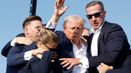 Donald Trump, rănit de un glonț în timpul atacului din Pennsylvania. Două persoane, printre care și atacatorul, au fost ucise