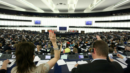 Cum s-au împărțit grupurile politice în noul Parlament European. Formațiunea extremistă creată de Viktor Orban, printre forțe