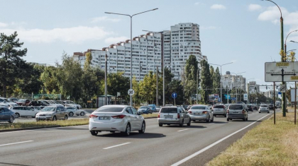  Șoferii vor plăti mai puțin pentru carburanți în weekend. Noile prețuri stabilite de ANRE 