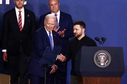 Volodimir Zelenski afirmă că respectă decizia „dură, dar puternică” a lui Biden de a se retrage din cursa prezidențială: „El ne-a ajutat să-l împiedicăm pe Putin să ne ocupe țara” Volodimir Zelenski afirmă că respectă decizia „dură, dar puternică” a lui Biden de a se retrage din cursa prezidențială: „El ne-a ajutat să-l împiedicăm pe Putin să ne ocupe țara”