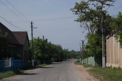 Băiețelul de 6 anișori din Logofteni, dispărut după ce a ieșit cu mama la păscut vacile, găsit în satul vecin Băiețelul de 6 anișori din Logofteni, dispărut după ce a ieșit cu mama la păscut vacile, găsit în satul vecin