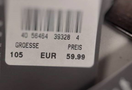 Și-a încercat norocul. Un moldovean, prins la vamă cu mărfuri în valoare de mii de euro - FOTO Și-a încercat norocul. Un moldovean, prins la vamă cu mărfuri în valoare de mii de euro - FOTO