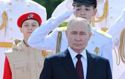 Ucraina, suspectată de Moscova că pregătea un atac la parada de Ziua marinei ruse, unde se afla și Vladimir Putin Ucraina, suspectată de Moscova că pregătea un atac la parada de Ziua marinei ruse, unde se afla și Vladimir Putin