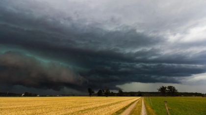Cod GALBEN de ploi de scurtă durată, grindină și vânt puternic. Anunțul meteorologilor - FOTO