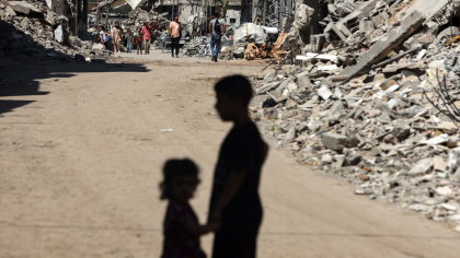 Israelul este de acord să înceapă negocierile de pace cu Hamas. Când se va opri războiul din Gaza
Israelul este de acord să înceapă negocierile de pace cu Hamas. Când se va opri războiul din Gaza