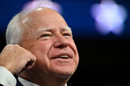 Tim Walz, propus de Kamala Harris ca vicepreședinte, e antrenorul care a transformat o echipă cu 27 de înfrângeri la rând în campioană Tim Walz, propus de Kamala Harris ca vicepreședinte, e antrenorul care a transformat o echipă cu 27 de înfrângeri la rând în campioană