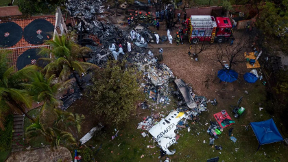 Imagini cu momentul prăbușirii avionului din Brazilia. Toate cele 62 de cadavre au fost recuperate - VIDEO Imagini cu momentul prăbușirii avionului din Brazilia. Toate cele 62 de cadavre au fost recuperate - VIDEO