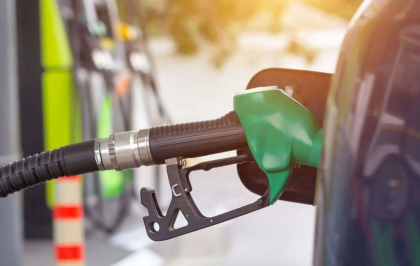 Carburanții continuă să se ieftinească. Noile prețuri stabilite de ANRE pentru benzină și motorină - FOTO Carburanții continuă să se ieftinească. Noile prețuri stabilite de ANRE pentru benzină și motorină - FOTO