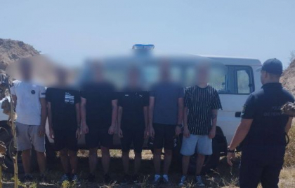 19 persoane au fost documentate, după ce au încercat să treacă ilegal frontiera de stat. Aceștia au cerut azil în Republica Moldova - FOTO