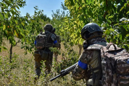 Unul dintre șefii armatei ruse a sesizat o manevră a trupelor ucrainene în Kursk și trage un semnal de alarmă în presa de la Moscova: „Ieri a fost o zi foarte grea. Simțim că inamicul se redistribuie și încearcă să intre pe cealaltă parte” Unul dintre șefii armatei ruse a sesizat o manevră a trupelor ucrainene în Kursk și trage un semnal de alarmă în presa de la Moscova: „Ieri a fost o zi foarte grea. Simțim că inamicul se redistribuie și încearcă să intre pe cealaltă parte”