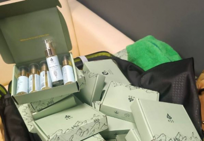 A încercat să intre în țară cu un lot comercial de produse cosmetice, fără a le declara. O moldoveancă - documentat pe Aeroport Internațional Chișinău - FOTO A încercat să intre în țară cu un lot comercial de produse cosmetice, fără a le declara. O moldoveancă - documentat pe Aeroport Internațional Chișinău - FOTO