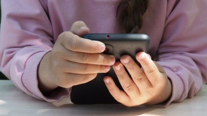 Țara din Europa care va încerca interzicerea telefoanelor mobile la școală pentru copiii sub 15 ani Țara din Europa care va încerca interzicerea telefoanelor mobile la școală pentru copiii sub 15 ani