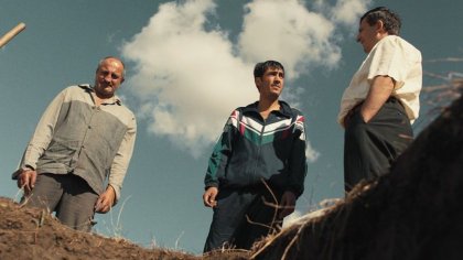 Filmul moldovenesc „Carbon” va fi lansat online și vrea să bată trei recorduri mondiale. Află cum poți contribui 