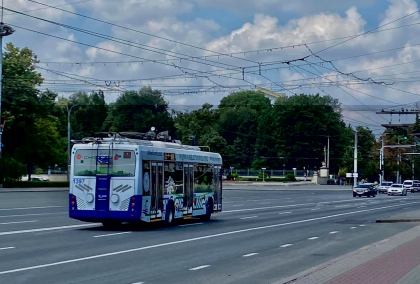 Atenţie. Restricţii de circulaţie în capitală, azi și mâine, în legătură cu organizarea și desfășurarea Marii Dictări Naționale