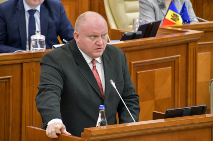 Fostul socialist Vasile Bolea, refuzat pentru a doua oară. CEC a respins înregistrarea grupului de inițiativă Fostul socialist Vasile Bolea, refuzat pentru a doua oară. CEC a respins înregistrarea grupului de inițiativă