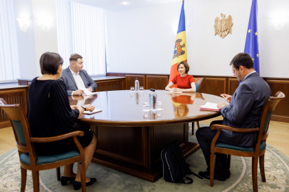Maia Sandu a avut o întrevedere cu procurorul-șef al Parchetului European, Laura Codruța Kövesi. Șefa statului: „Moldova este hotărâtă să alinieze legislația națională la standardele europene” - FOTO Maia Sandu a avut o întrevedere cu procurorul-șef al Parchetului European, Laura Codruța Kövesi. Șefa statului: „Moldova este hotărâtă să alinieze legislația națională la standardele europene” - FOTO
