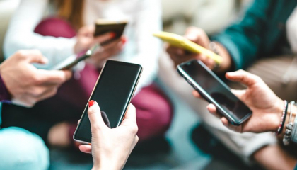 Interzicerea telefoanelor mobile în școli. În ce țări europene este aplicată măsura și unde naște controverse discuția Interzicerea telefoanelor mobile în școli. În ce țări europene este aplicată măsura și unde naște controverse discuția